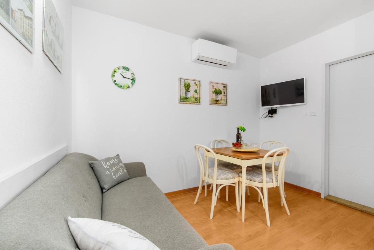 Felix Apartment